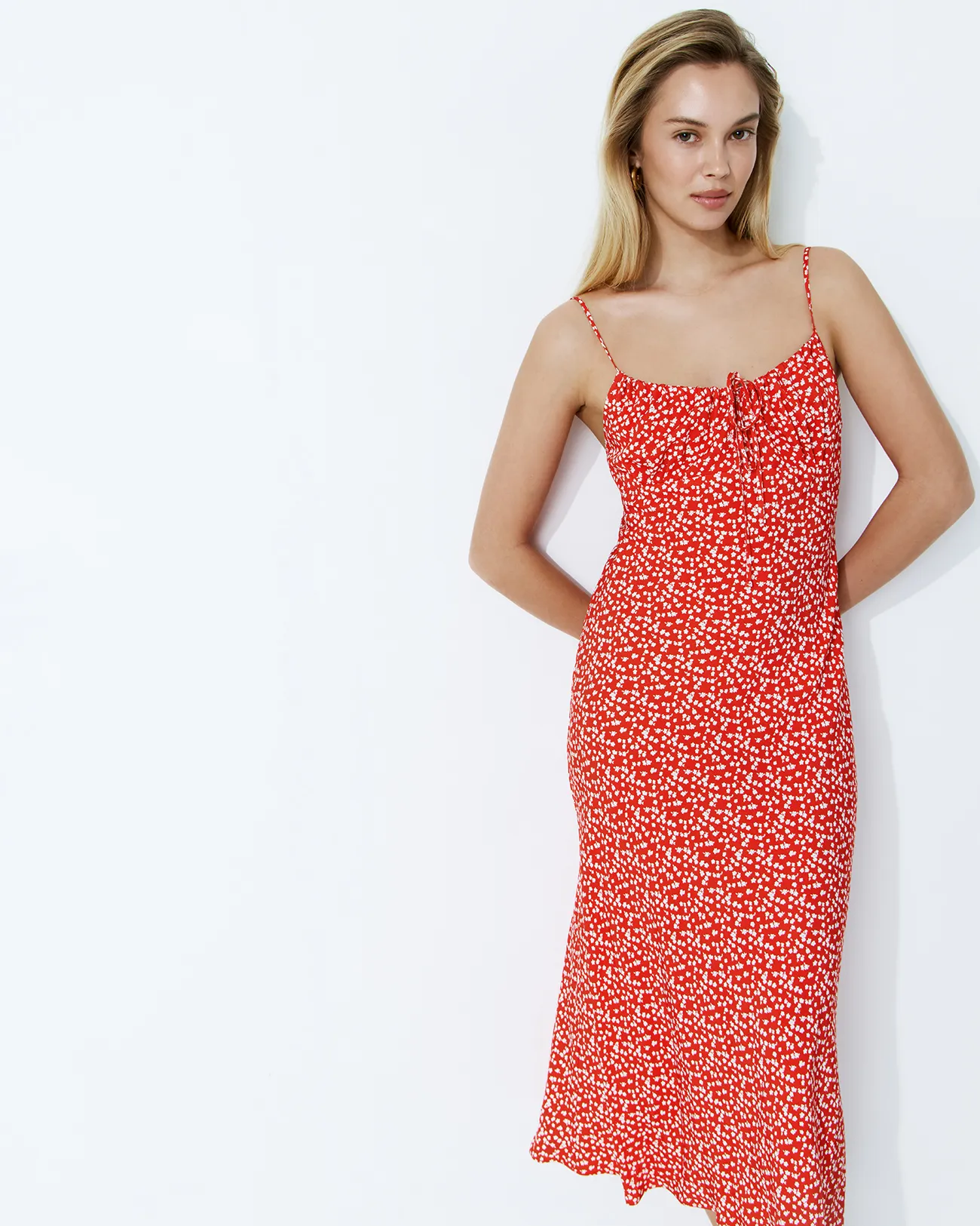 Платье-комбинация миди красного цвета