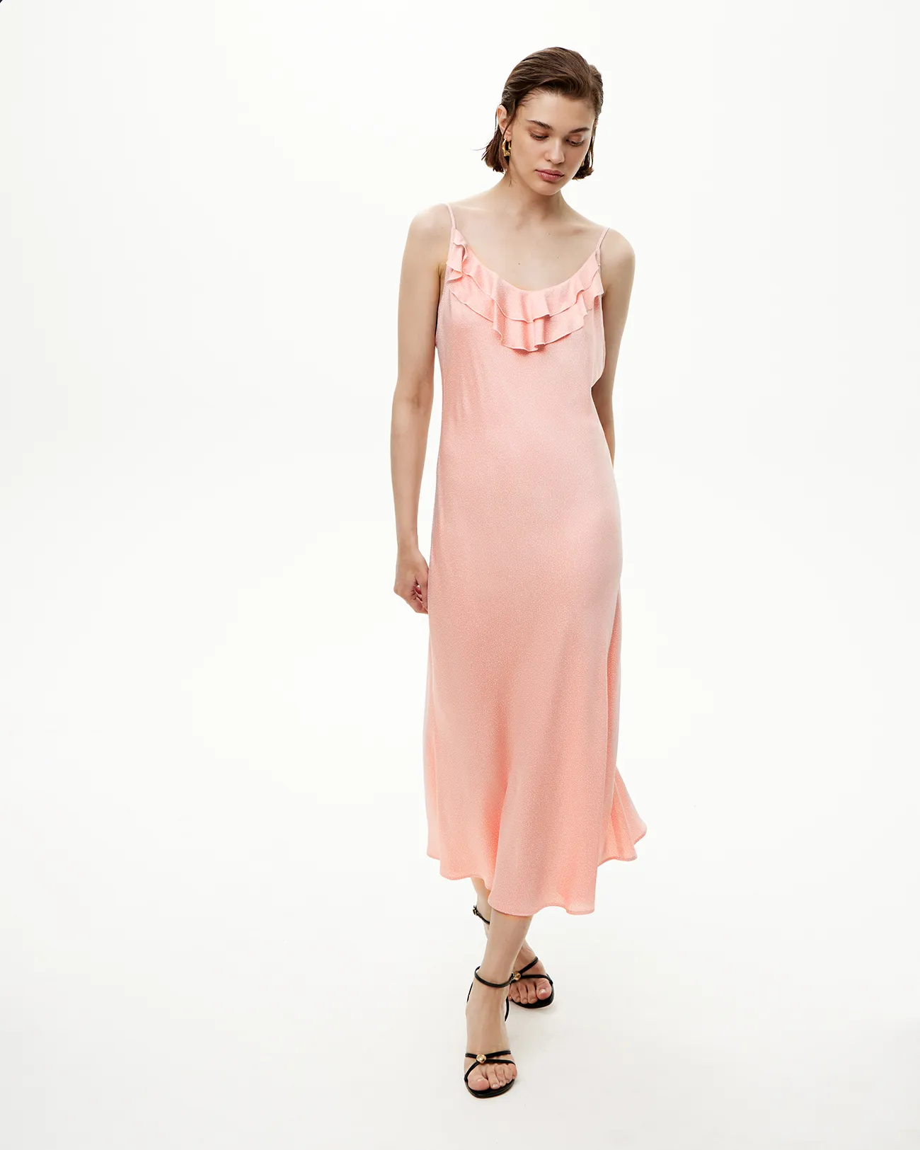 Платье-комбинация миди розового цвета