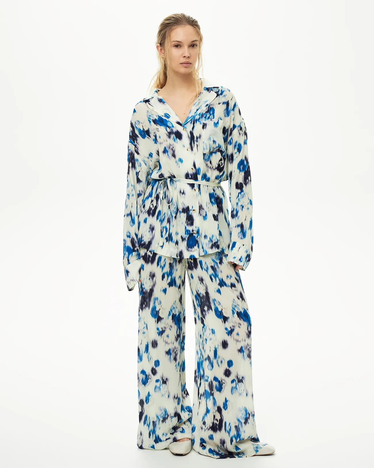 Комплект: пижама синего цвета