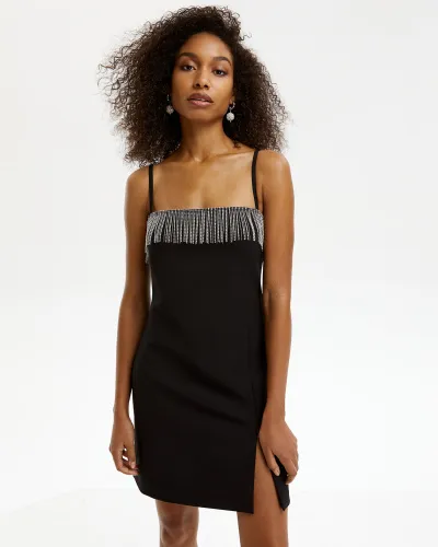 Платье мини с контрастной бахромой черного цвета