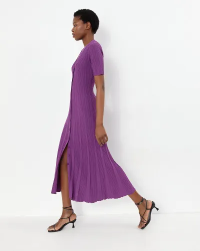 Платье миди на пуговицах фиолетового цвета