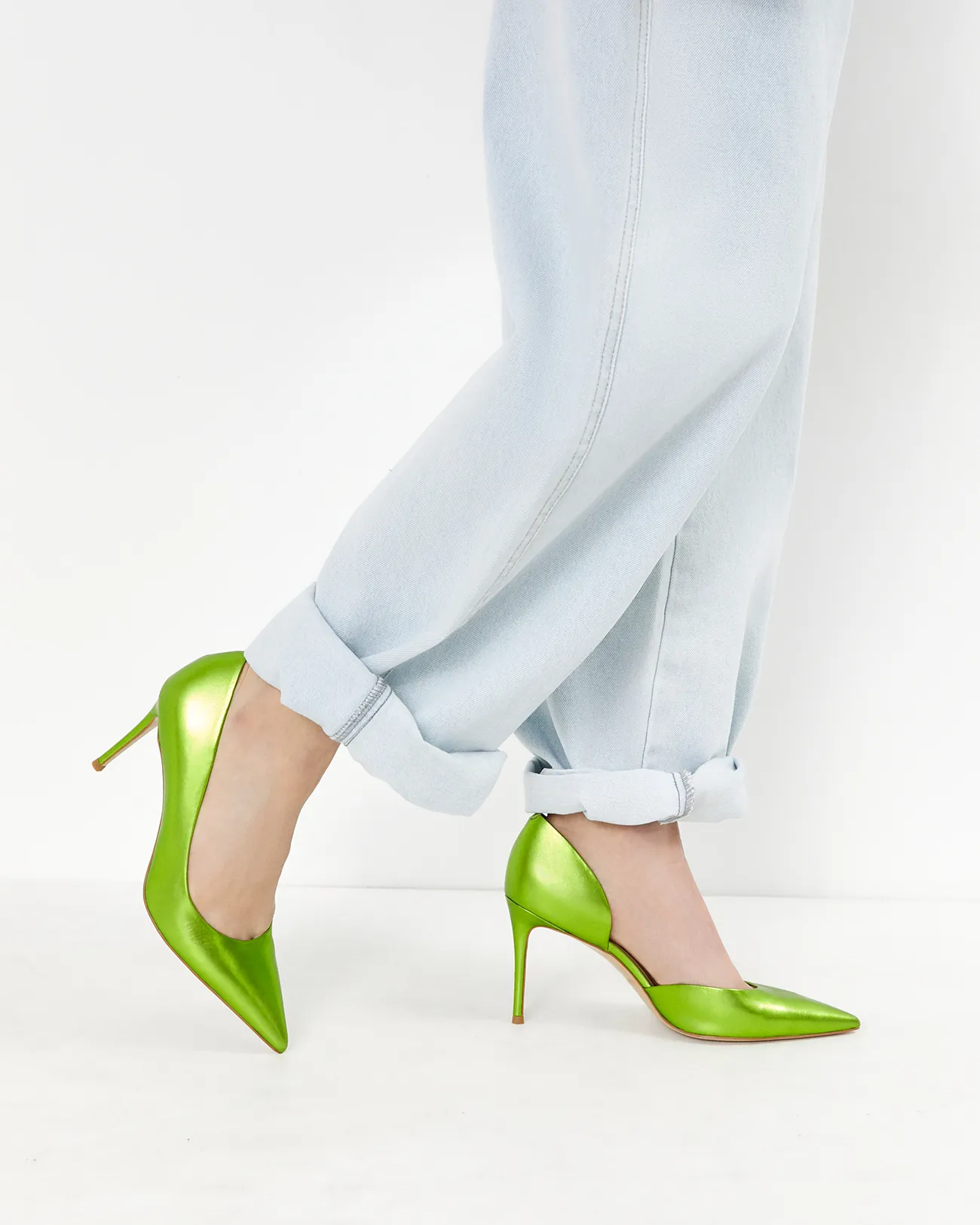 Туфли летние зеленого цвета