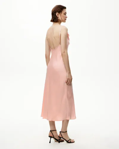 Платье-комбинация миди розового цвета