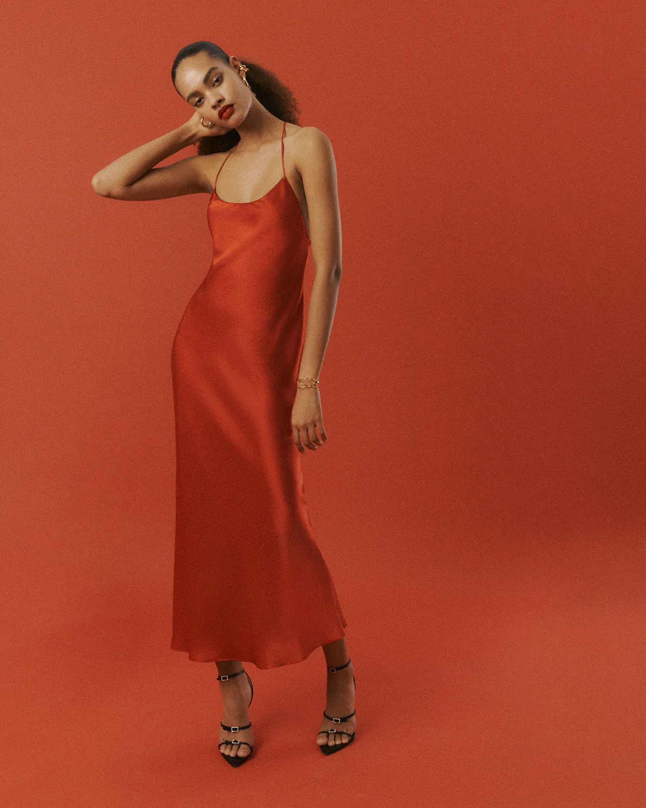 Платье-комбинация макси красного цвета