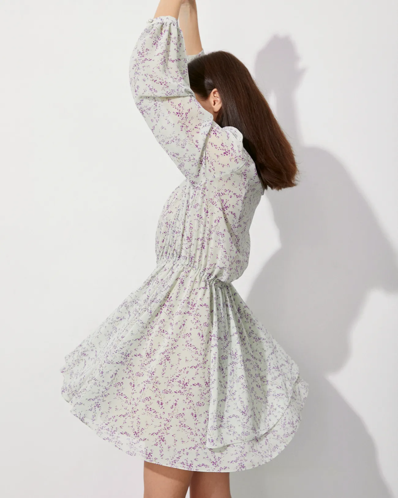 Платье мини в стиле бохо мятного цвета